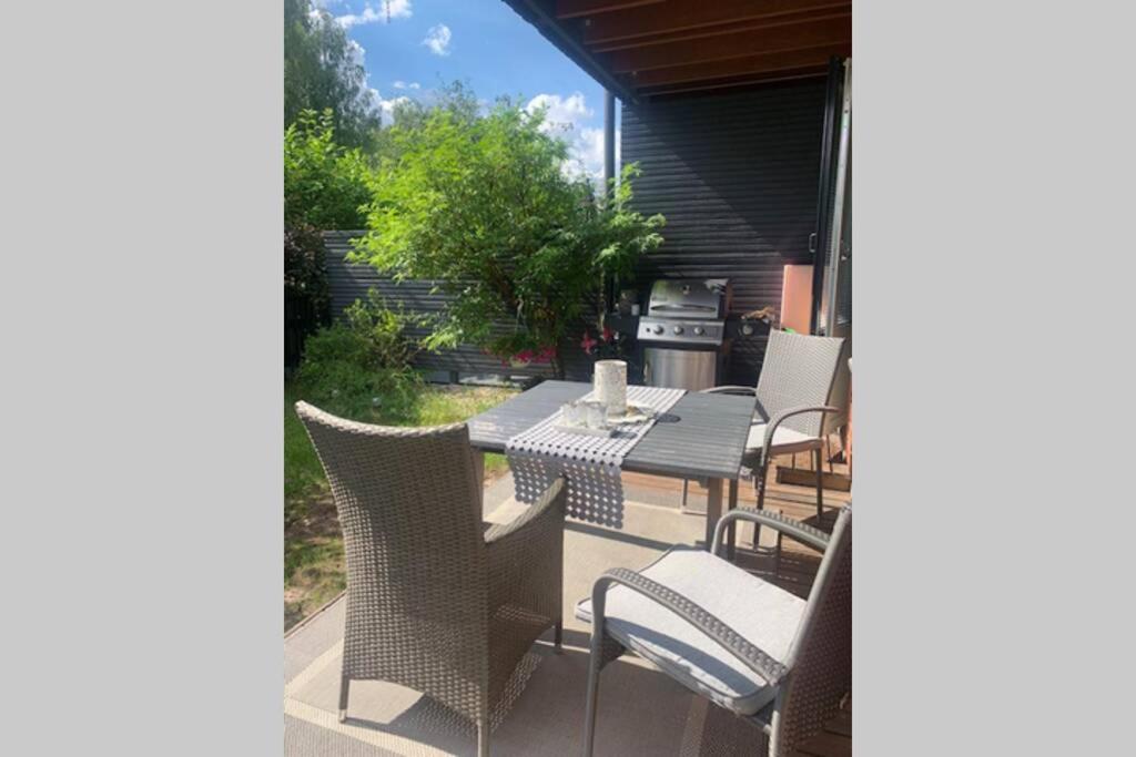 Luxus House With Sauna Nearby Airport Apartment Vantaa Bagian luar foto